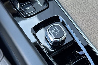 2026 Volvo XC60 Plug-In Hybrid T8 Plus