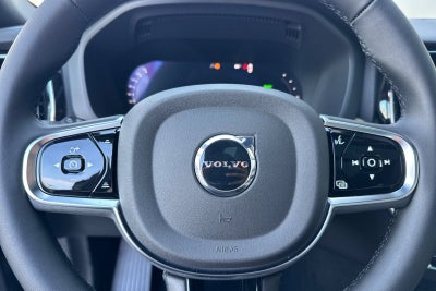 2026 Volvo XC60 Plug-In Hybrid T8 Plus