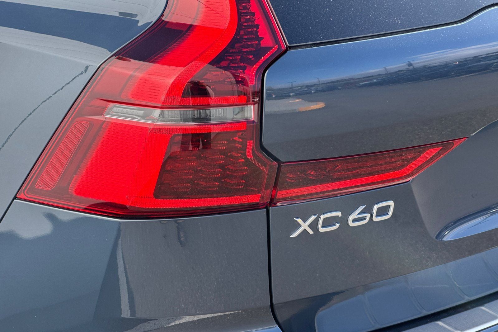 2026 Volvo XC60 Plug-In Hybrid T8 Plus