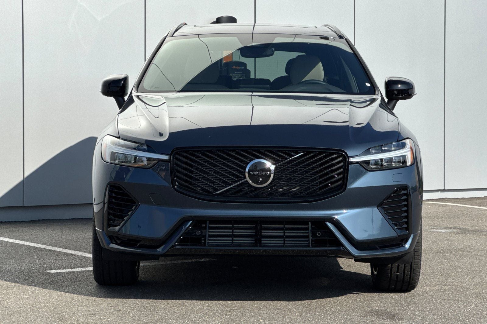 2026 Volvo XC60 Plug-In Hybrid T8 Plus