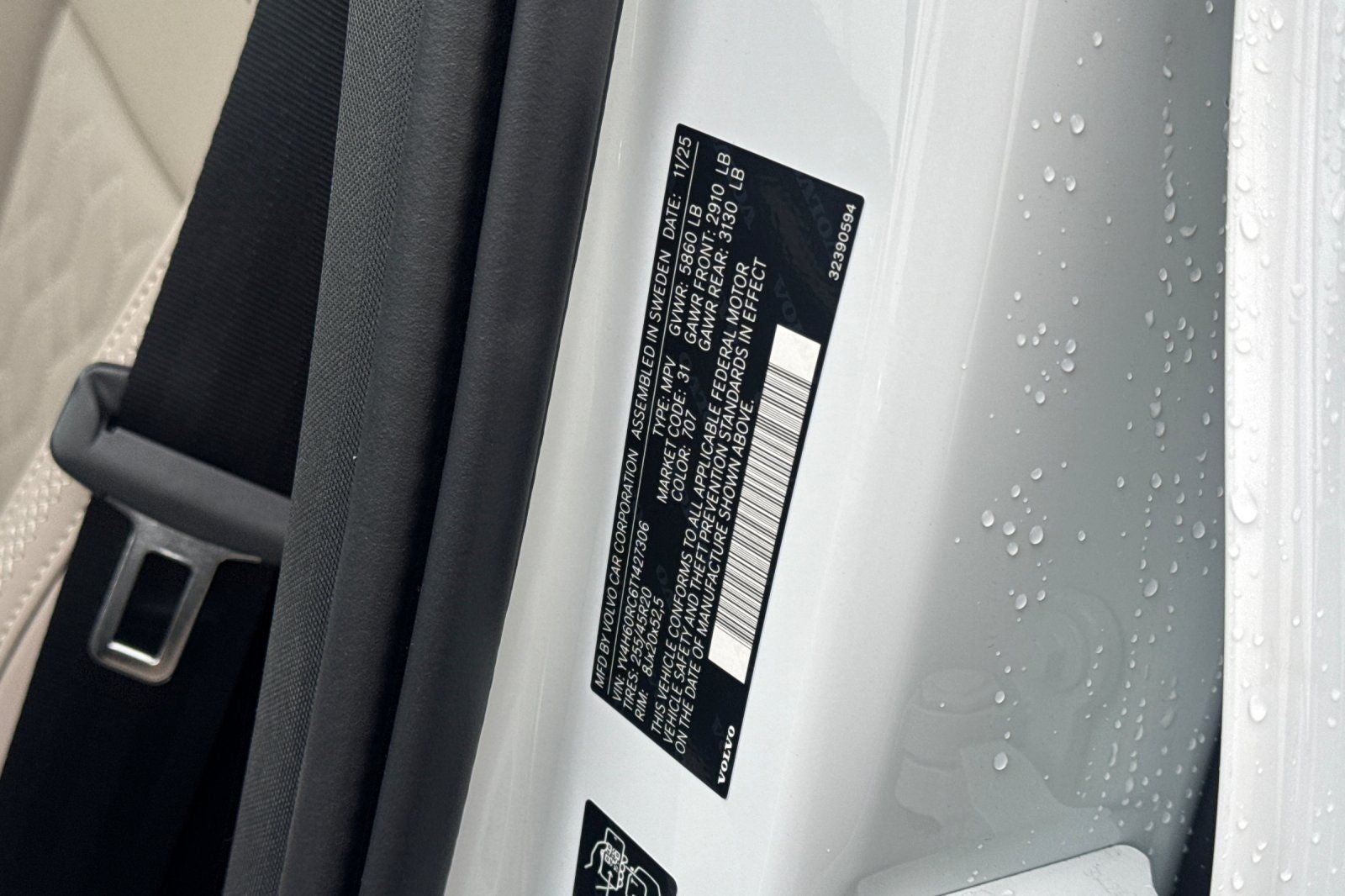 2026 Volvo XC60 Plug-In Hybrid T8 Plus