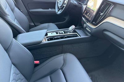 2026 Volvo XC60 Plug-In Hybrid T8 Plus