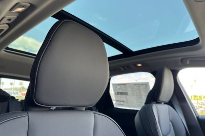 2026 Volvo XC60 Plug-In Hybrid T8 Plus