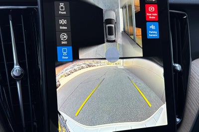 2026 Volvo XC60 Plug-In Hybrid T8 Plus