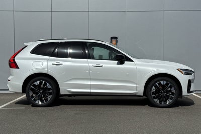 2026 Volvo XC60 Plug-In Hybrid T8 Plus
