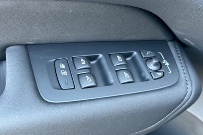 2026 Volvo XC60 Plug-In Hybrid T8 Plus