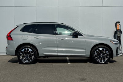 2026 Volvo XC60 Plug-In Hybrid T8 Plus