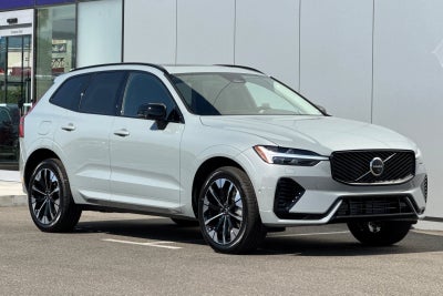 2026 Volvo XC60 Plug-In Hybrid T8 Plus