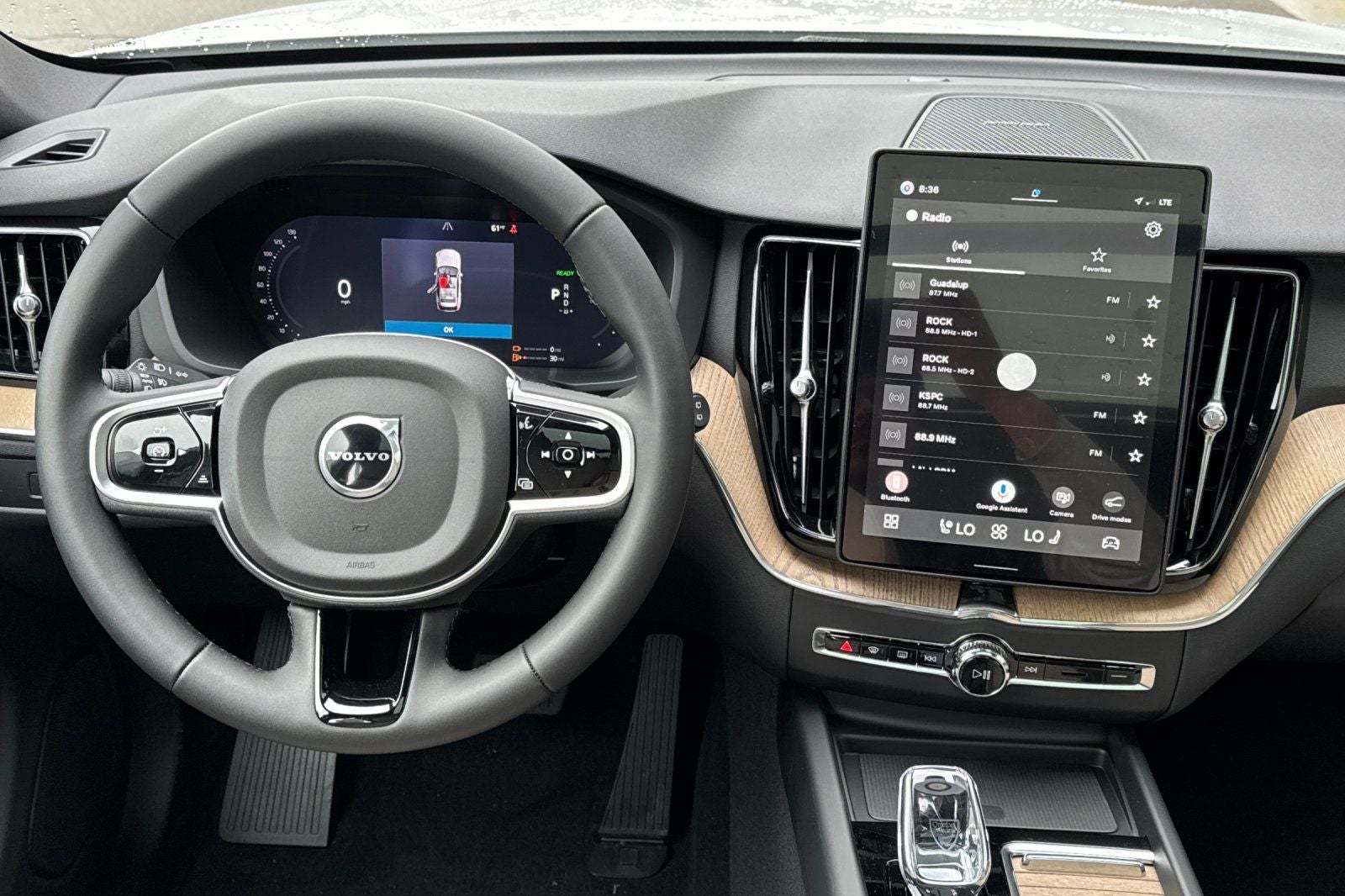 2026 Volvo XC60 Plug-In Hybrid T8 Plus