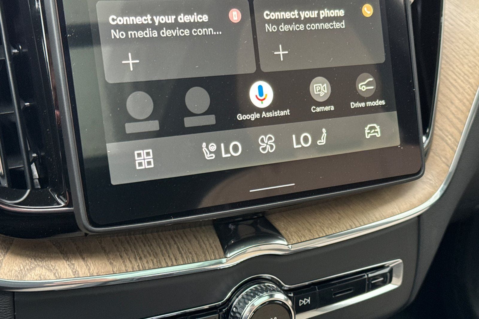 2026 Volvo XC60 Plug-In Hybrid T8 Plus