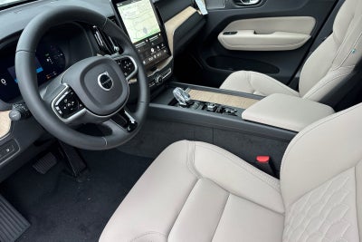 2026 Volvo XC60 Plug-In Hybrid T8 Plus