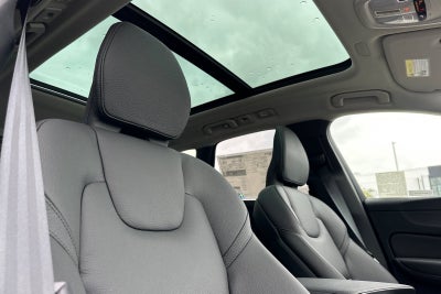 2025 Volvo XC60 Plug-In Hybrid T8 Plus