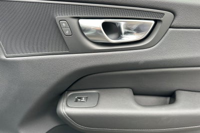 2025 Volvo XC60 Plug-In Hybrid T8 Plus