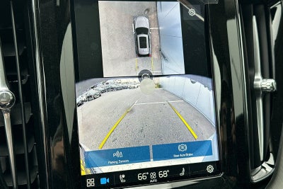 2025 Volvo XC60 Plug-In Hybrid T8 Plus