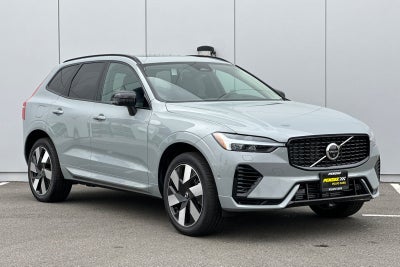 2025 Volvo XC60 Plug-In Hybrid T8 Plus