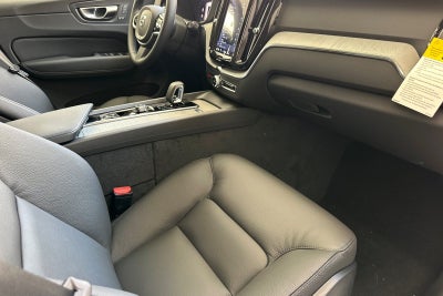 2025 Volvo XC60 Plug-In Hybrid T8 Plus