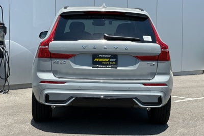 2025 Volvo XC60 Plug-In Hybrid T8 Plus