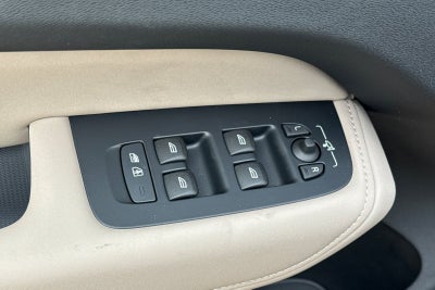 2026 Volvo XC60 Plug-In Hybrid T8 Plus