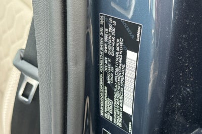 2026 Volvo XC60 Plug-In Hybrid T8 Plus