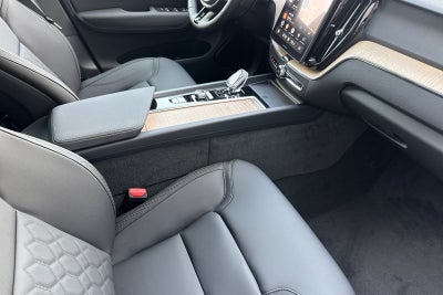 2026 Volvo XC60 Plug-In Hybrid T8 Plus