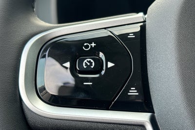 2026 Volvo XC60 Plug-In Hybrid T8 Plus