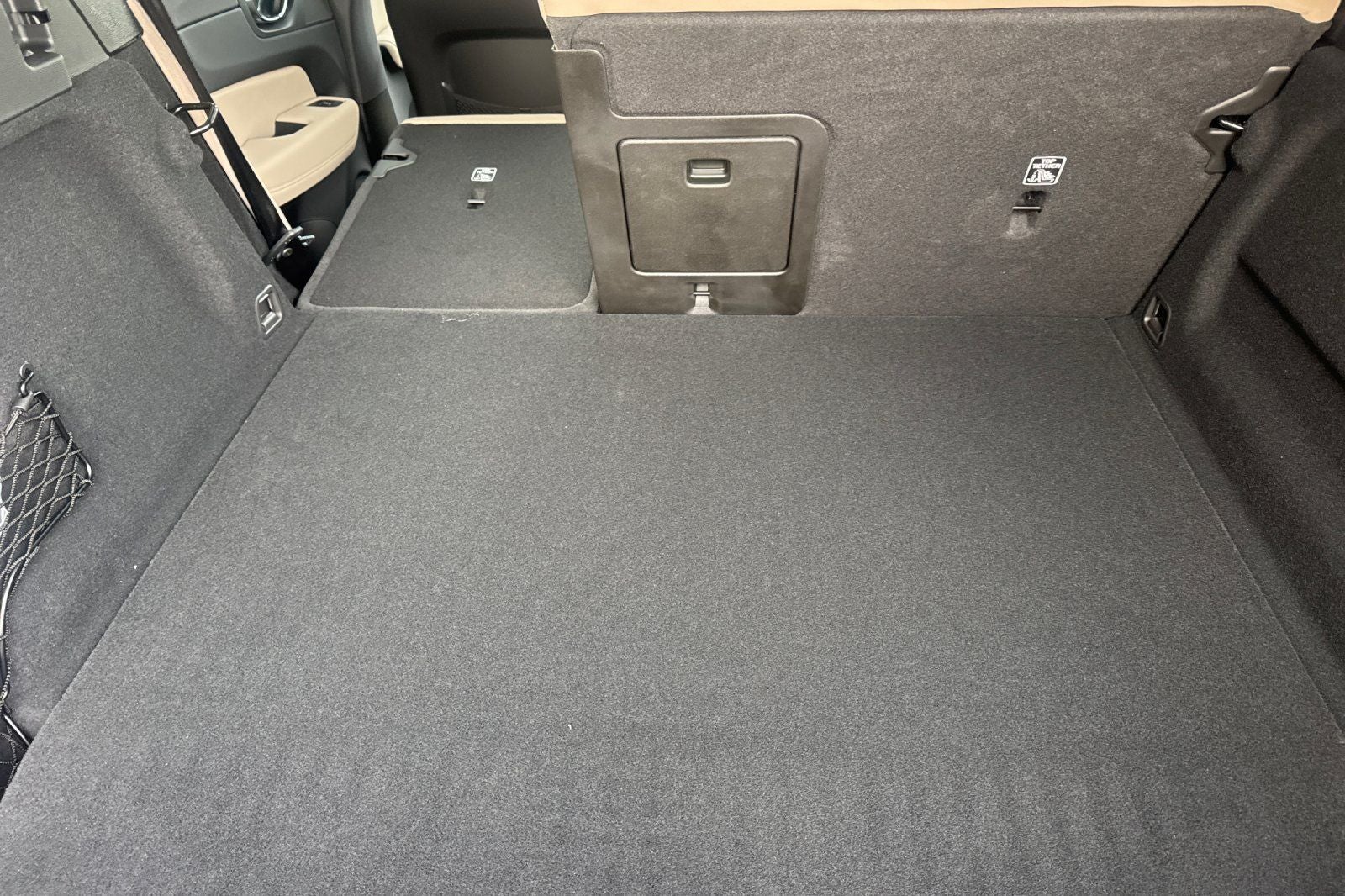 2026 Volvo XC60 Plug-In Hybrid T8 Plus