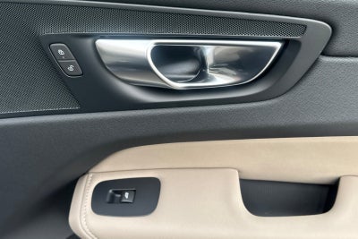 2026 Volvo XC60 Plug-In Hybrid T8 Plus