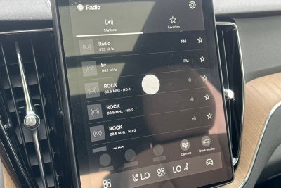 2026 Volvo XC60 Plug-In Hybrid T8 Plus