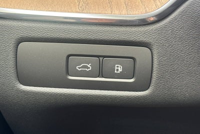 2026 Volvo XC60 Plug-In Hybrid T8 Plus