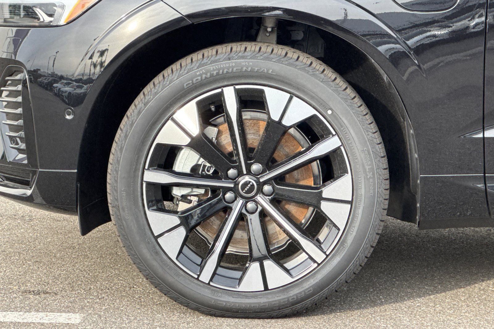 2026 Volvo XC60 Plug-In Hybrid T8 Plus