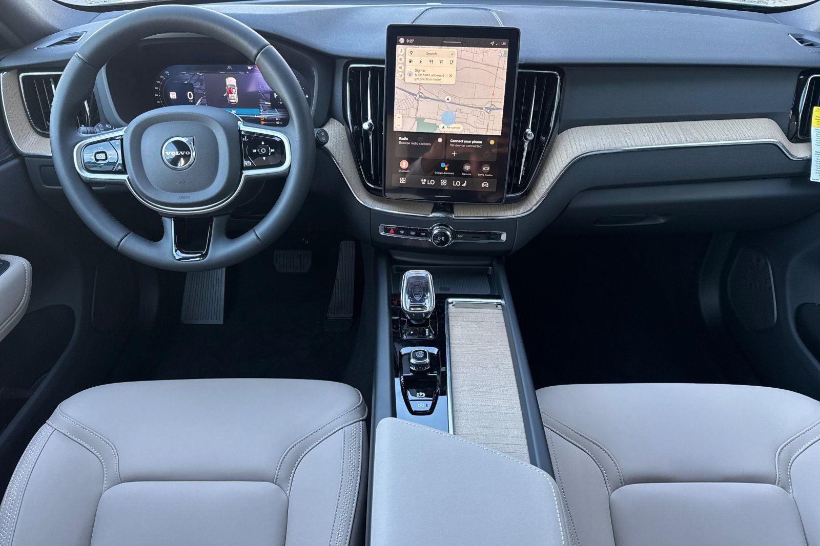 2026 Volvo XC60 Plug-In Hybrid T8 Plus