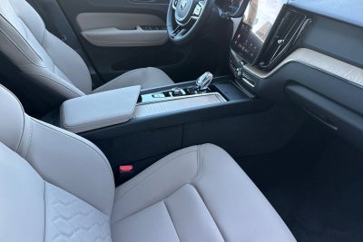 2026 Volvo XC60 Plug-In Hybrid T8 Plus