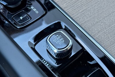 2026 Volvo XC60 Plug-In Hybrid T8 Plus