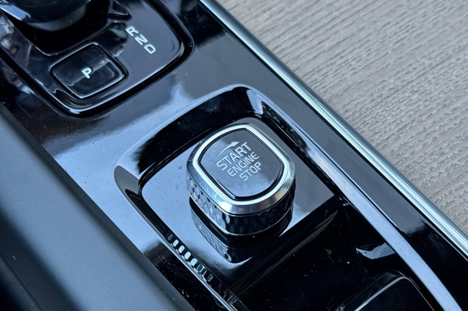 2026 Volvo XC60 Plug-In Hybrid T8 Plus