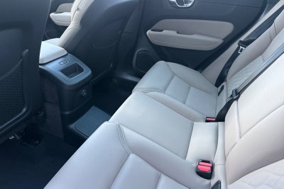 2026 Volvo XC60 Plug-In Hybrid T8 Plus