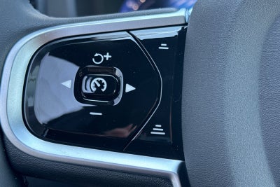 2026 Volvo XC60 Plug-In Hybrid T8 Plus