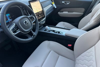 2026 Volvo XC60 Plug-In Hybrid T8 Plus