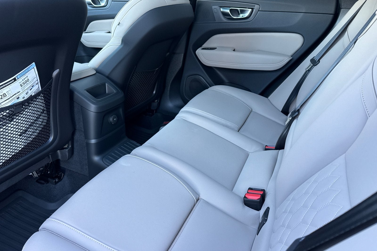 2026 Volvo XC60 Plug-In Hybrid T8 Plus