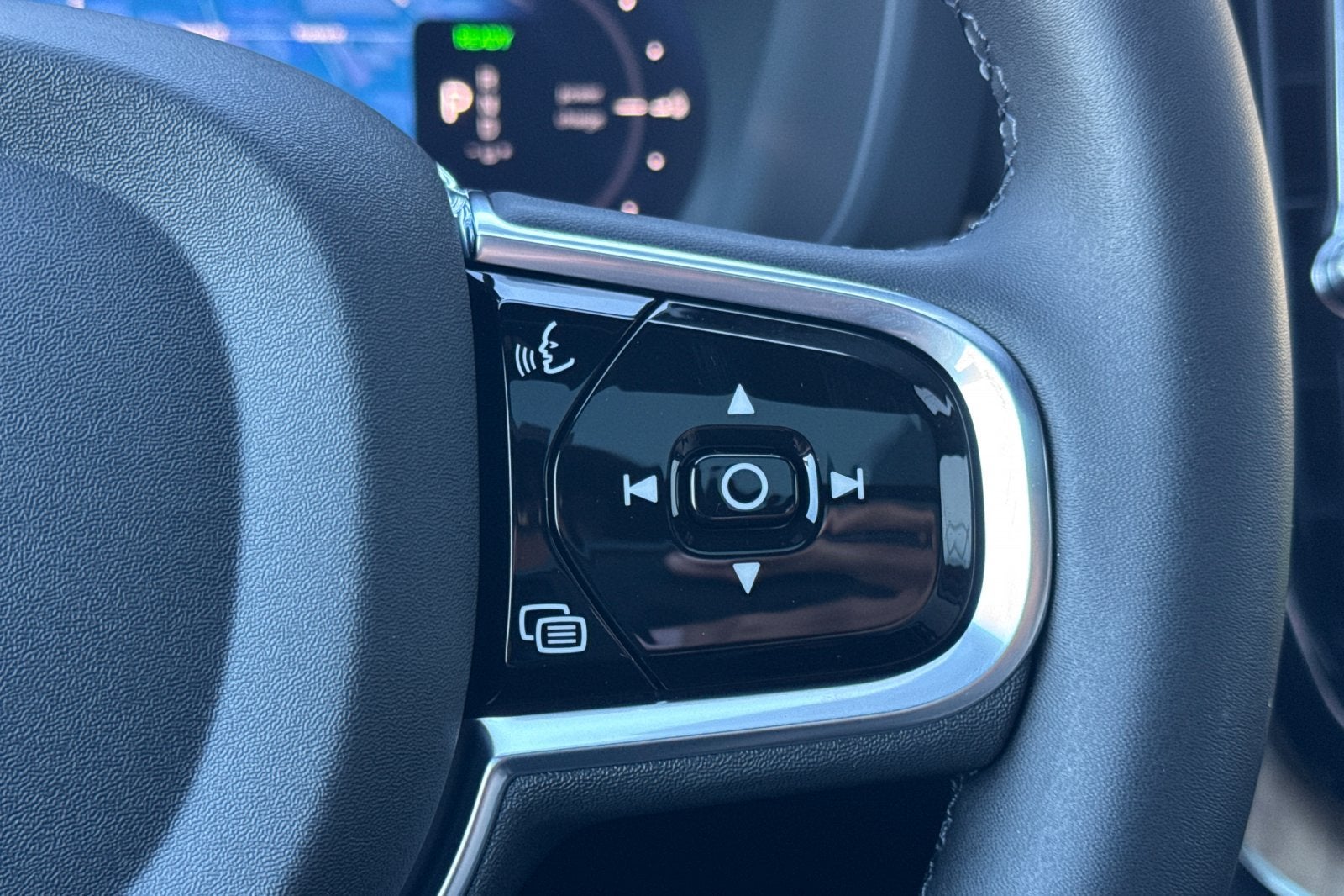 2026 Volvo XC60 Plug-In Hybrid T8 Plus