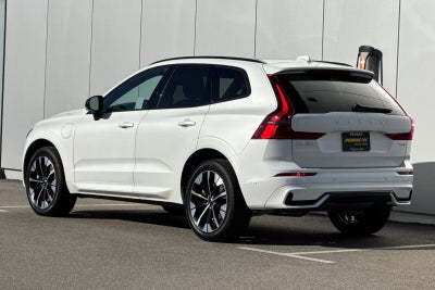 2026 Volvo XC60 Plug-In Hybrid T8 Plus