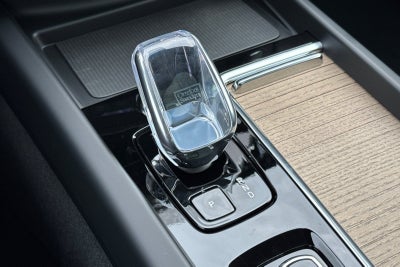 2026 Volvo XC60 Plug-In Hybrid T8 Plus