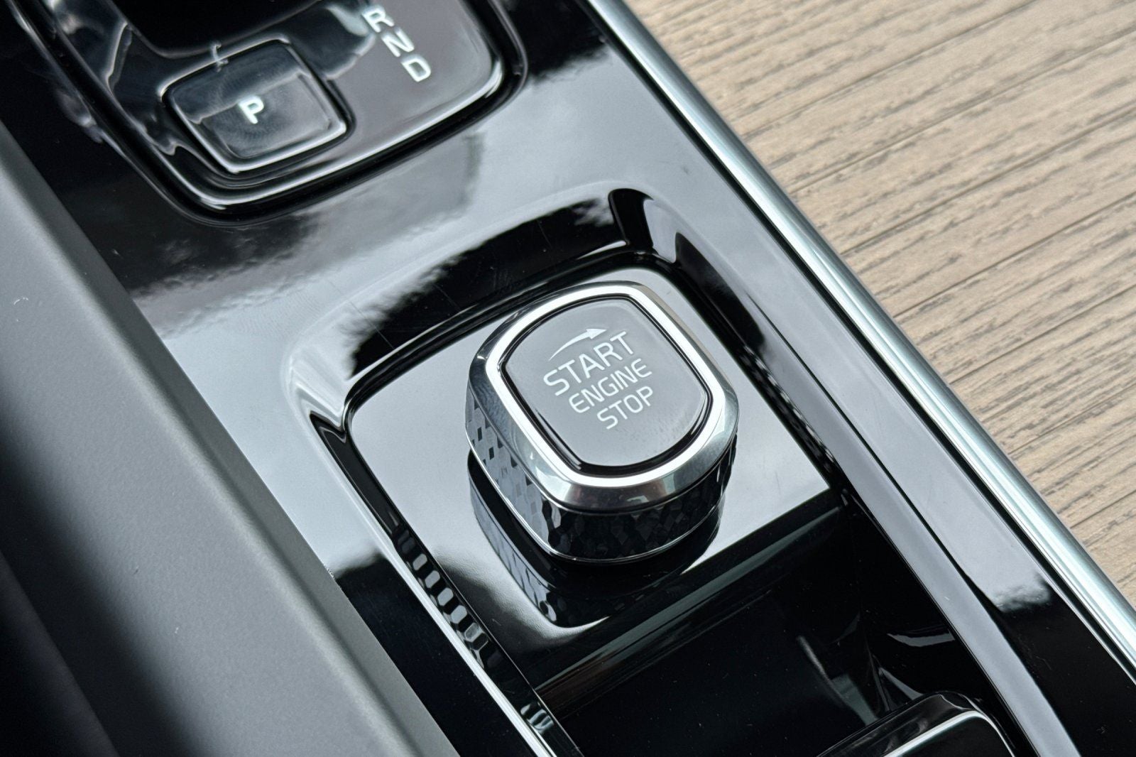 2026 Volvo XC60 Plug-In Hybrid T8 Plus