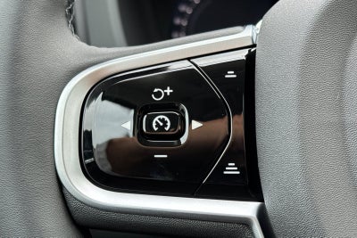 2026 Volvo XC60 Plug-In Hybrid T8 Plus