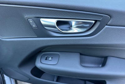 2026 Volvo XC60 Plug-In Hybrid T8 Plus