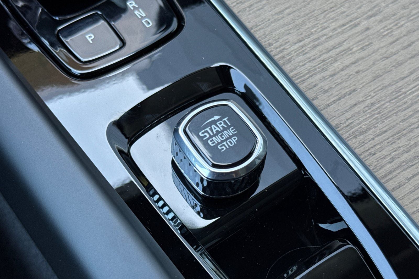2026 Volvo XC60 Plug-In Hybrid T8 Plus