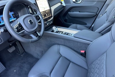 2026 Volvo XC60 Plug-In Hybrid T8 Plus