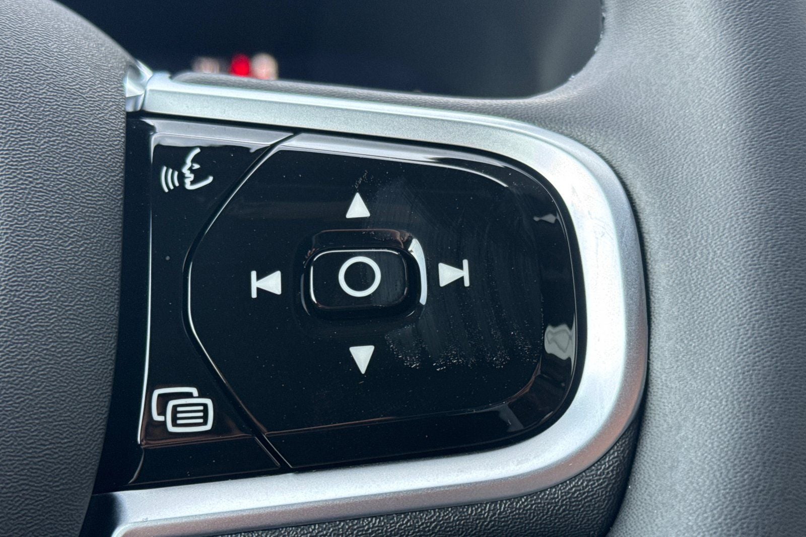 2026 Volvo XC60 Plug-In Hybrid T8 Ultra Black Edition