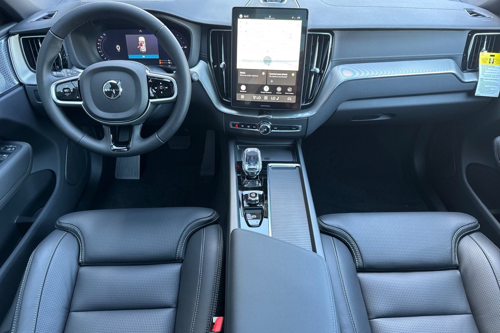 2026 Volvo XC60 Plug-In Hybrid T8 Ultra Black Edition
