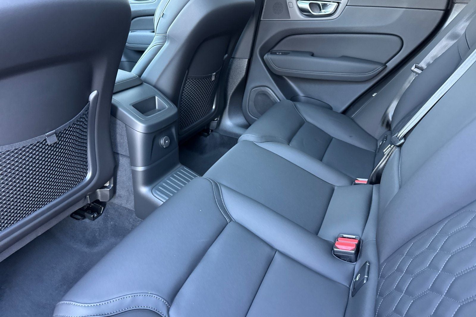 2026 Volvo XC60 Plug-In Hybrid T8 Core
