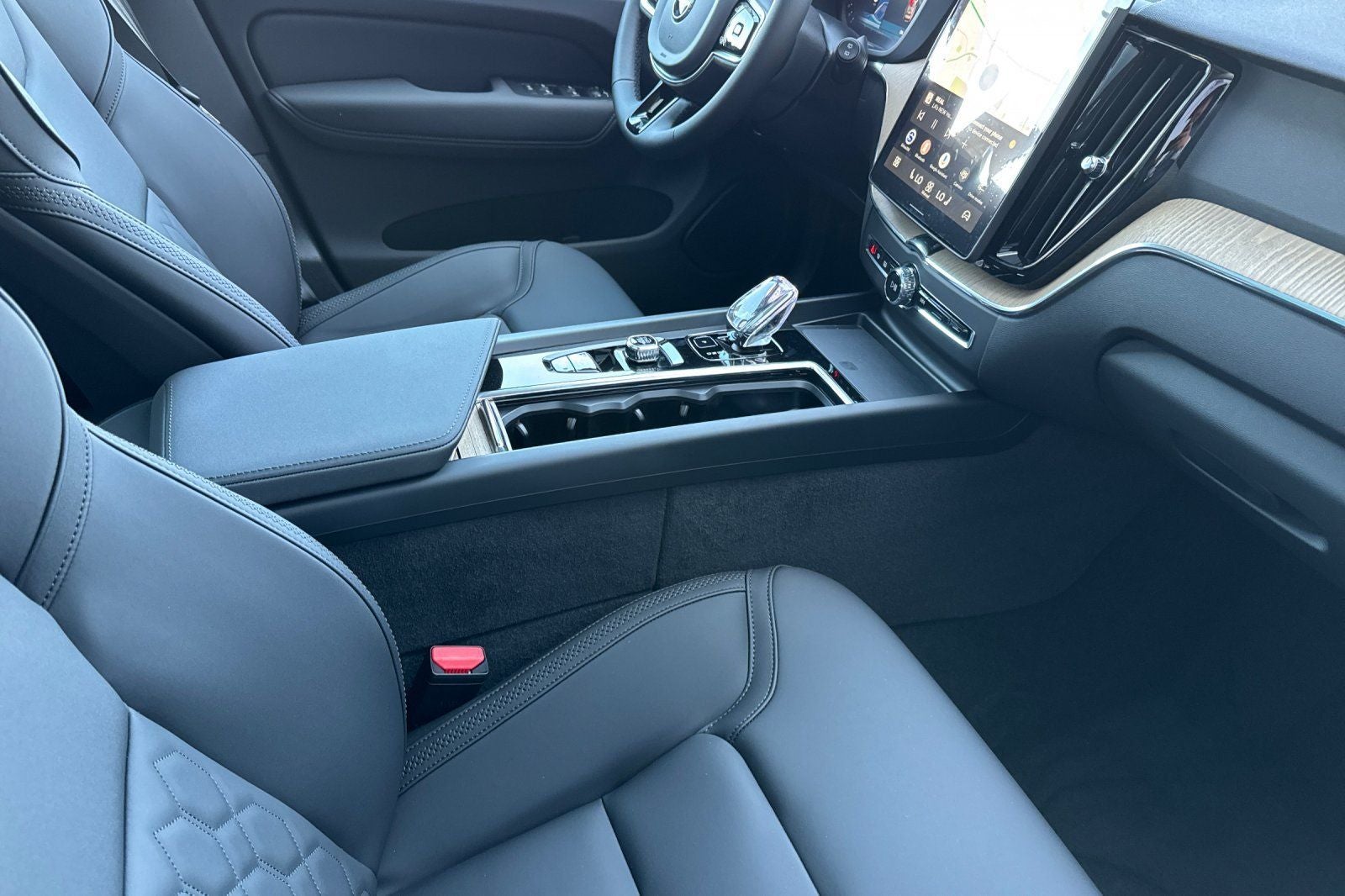 2026 Volvo XC60 Plug-In Hybrid T8 Core